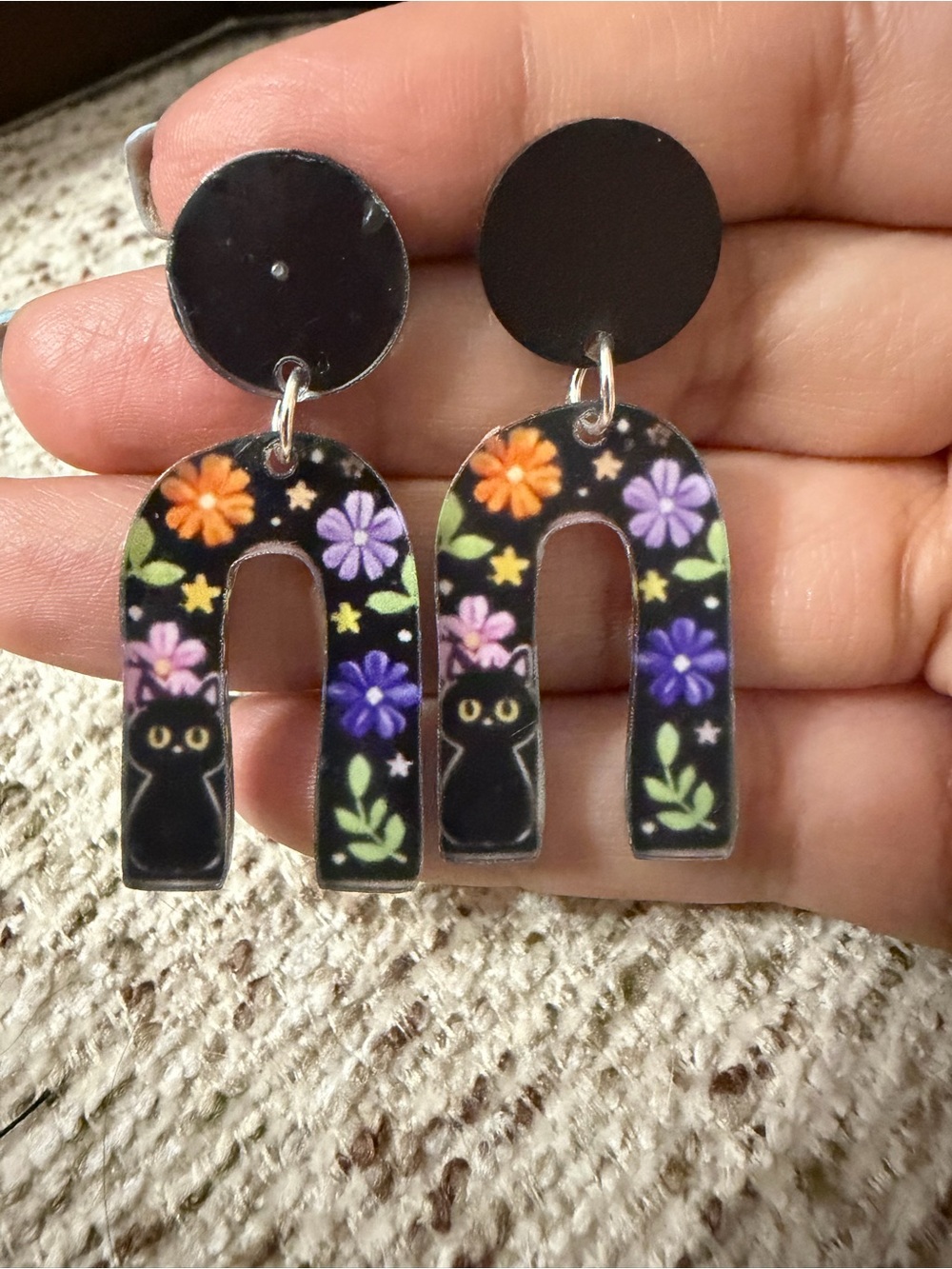 Black Floral Cat Arch Dangle Earrings - Pets Small Pets